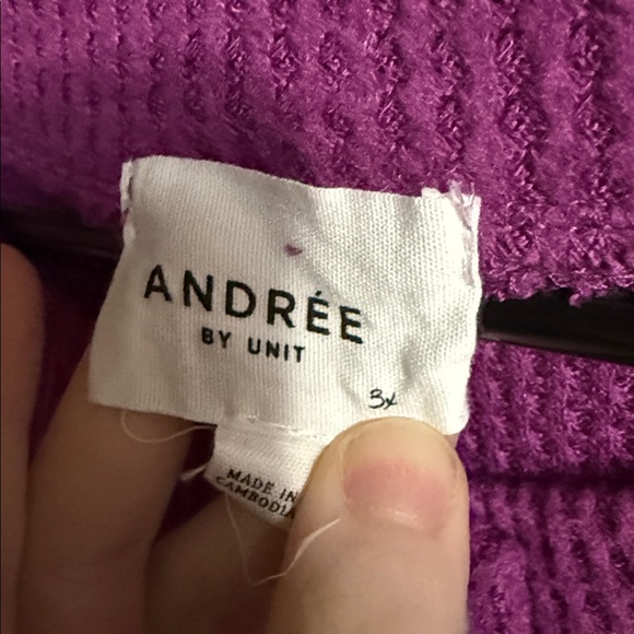 Andree Women's Purple Button Down Shirt Size 3x - Picture 2 of 3